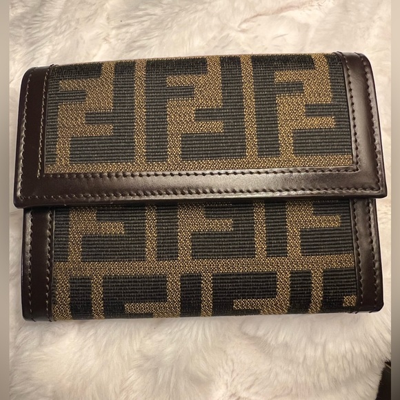 Authentic FENDI trifold wallet (like NEW) - Picture 1 of 13